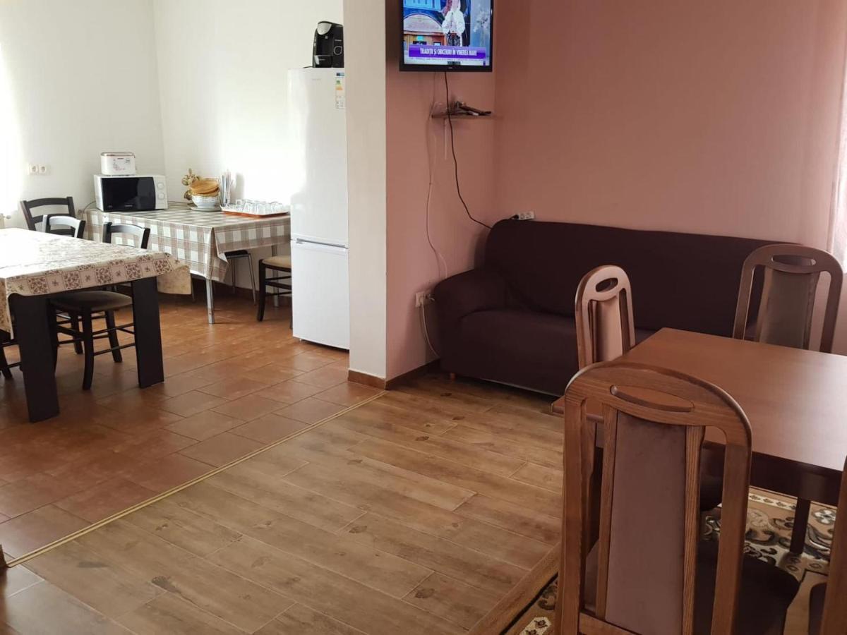 버르토프 Casa Bogdan 빌라 외부 사진