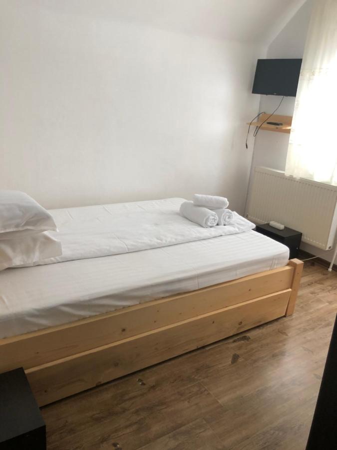 버르토프 Casa Bogdan 빌라 외부 사진